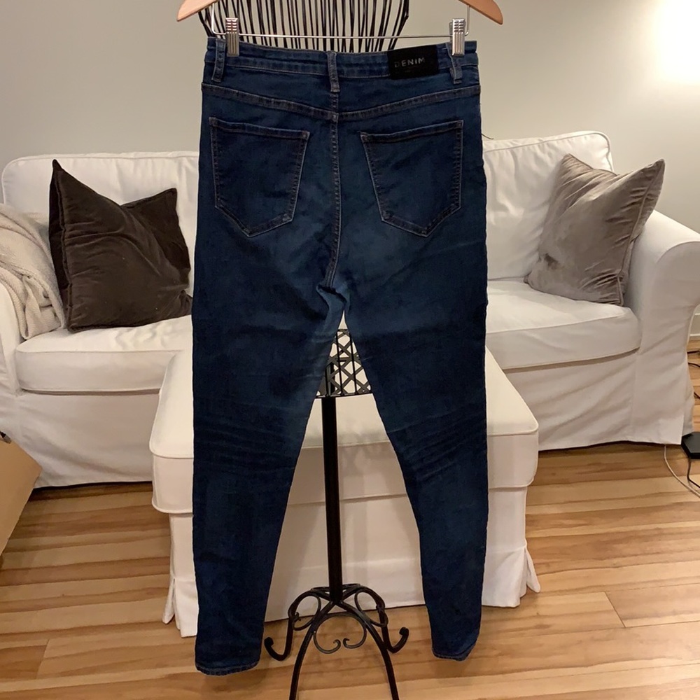 High-rise skinny jeans
